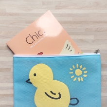 Chic 1 Chic story and activity book with handcrafted pouch by Peekmybook
