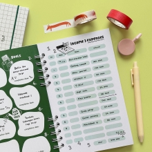 Inside pages of Count on Me Financial Planner